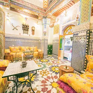 Palais Yahya - Family Hosting Guest house